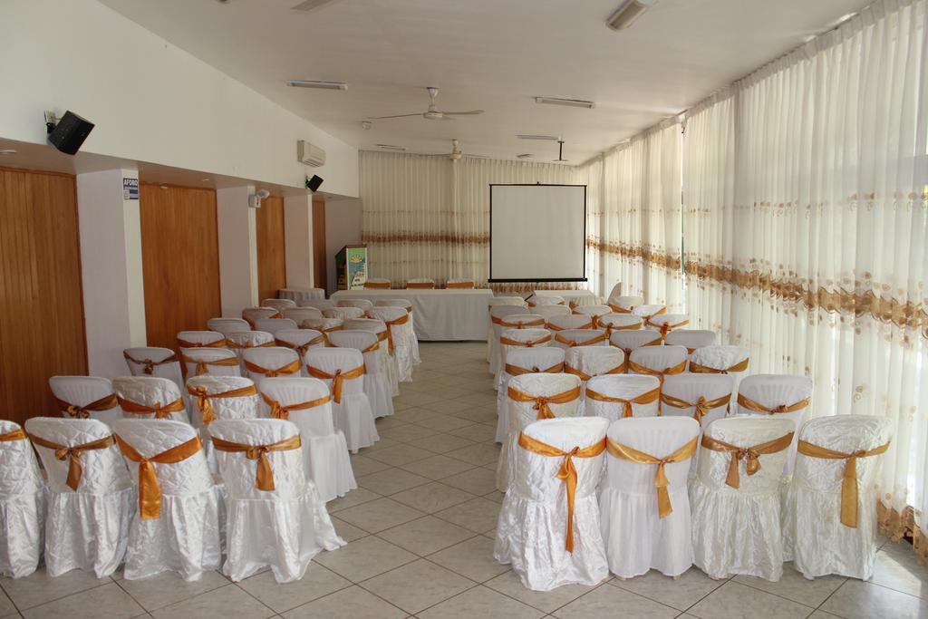 Hotel Sol Del Oriente Pucallpa Kültér fotó